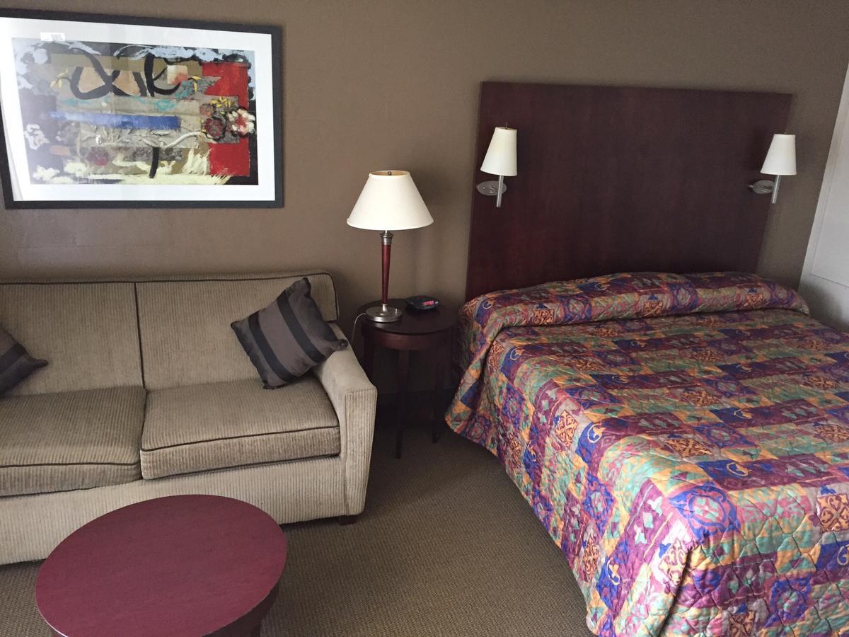 Whitemud Inn Edmonton South Екстер'єр фото